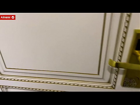 Трахнул мачеху в гостиничном номере после вечеринки 17 мин.
