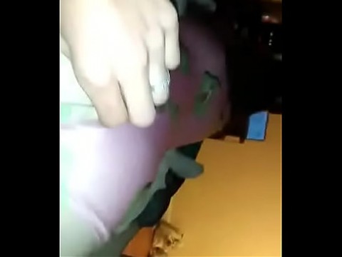 Большая задница соблазняет папу член 4 мин.