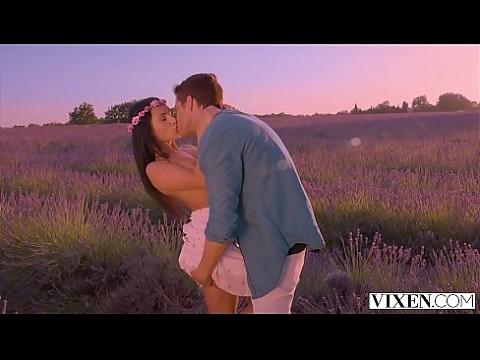 VIXEN Идеальный вид для незабываемого страстного секса 13 мин.