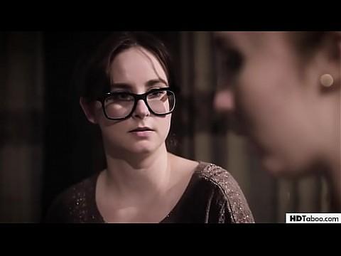 Стажер трахнул в жопу муж босса - Лена Пол, Джей Тейлор и Дэнни Маунтин 6 мин.
