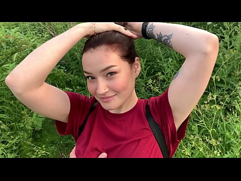 Страстный минет с заглотом от застенчивой шлюшки на публике - Olivia Moore 8 мин.