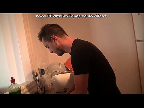 Amateur oral sex on a romantic picnic scene 1