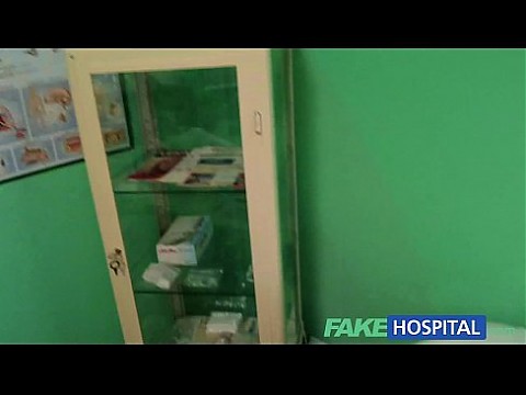 FakeHospital Пышная красивая блондинка позволяет доктору делать все, что ему заблагорассудится 13 мин.