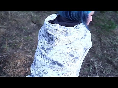 Fucked a singing girl in the woods by the road | Laruna Mave